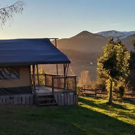Et Mobil Homes Dans La Montagne Au Les Sapins Camping *
