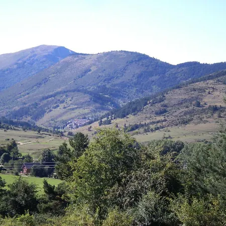 Et Mobil Homes Dans La Montagne Au Les Sapins Camurac