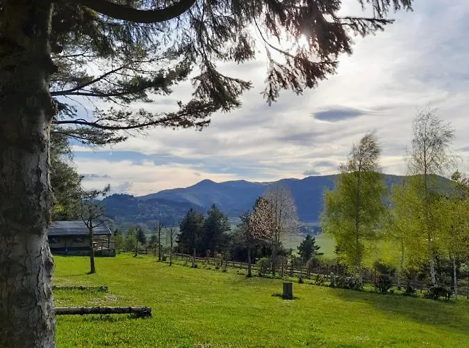 Et Mobil Homes Dans La Montagne Au Les Sapins مكان تخييم *