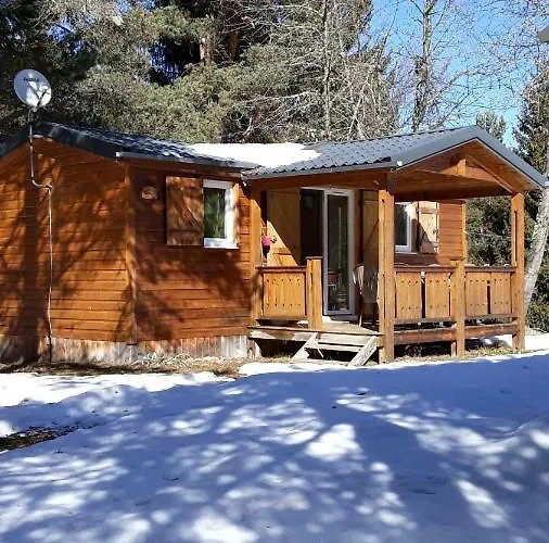 Et Mobil Homes Dans La Montagne Au Les Sapins Camurac